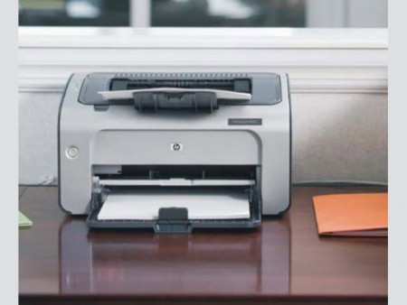 Printer HP LaserJet P1006 with toner (2nd)